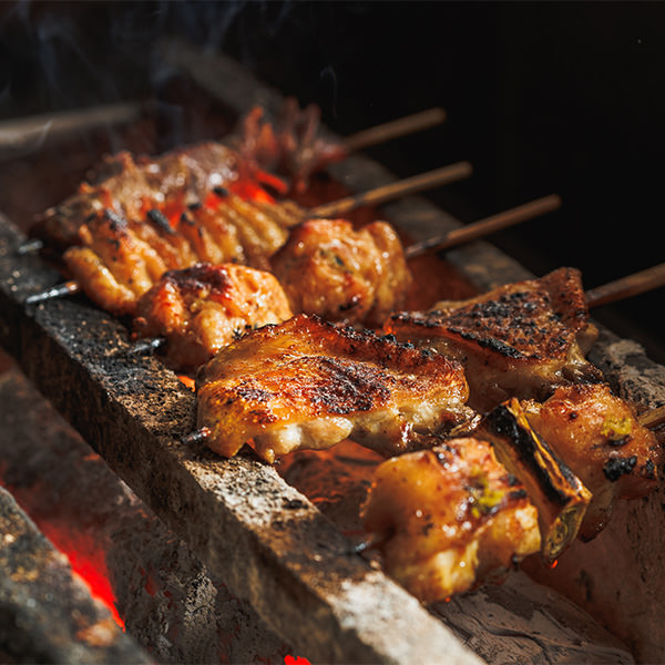 炭火焼鳥の写真